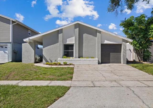 Single family home for sale at 10710 Key Lime Way, TAMPA, FL 33624 | MLS# O6452633