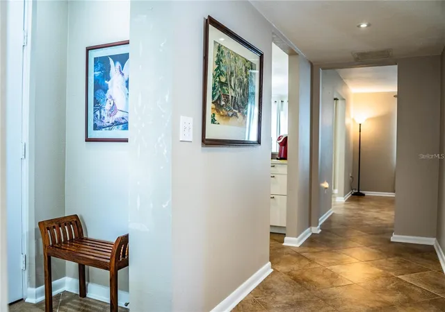 Photo 3 of Condo for sale at 501 Cameo Dr, Lakeland, FL 33803 | MLS# L4966031 | Listing updated on 2026-10-28