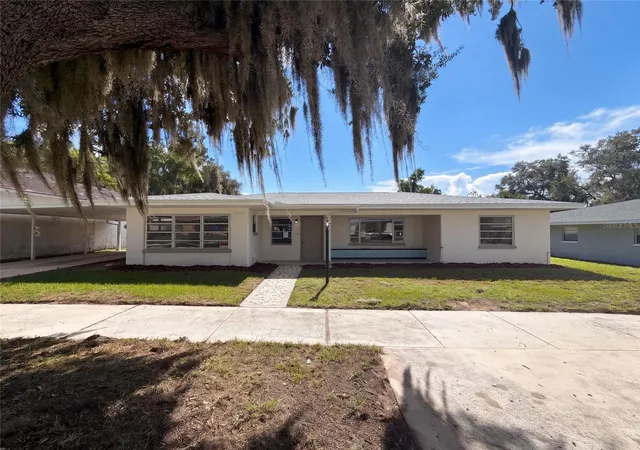 Single family home for sale at 316 E Walnut St, AVON PARK, FL 33825 | MLS# O6452642