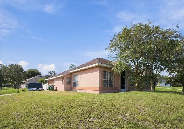 Photo 4 of Single family home for sale at 1907 Van Allen Cir, Deltona, FL 32738 | MLS# O6452645 | Listing updated on 2026-10-29