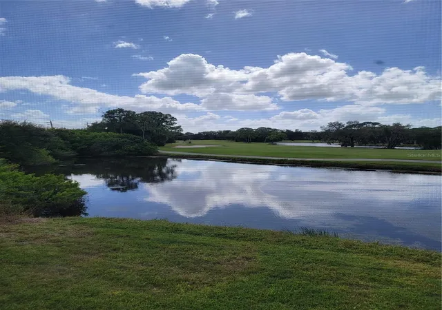 Condo for sale at 5654 Sheffield Greene Cir #28, SARASOTA, FL 34235 | MLS# A4710801