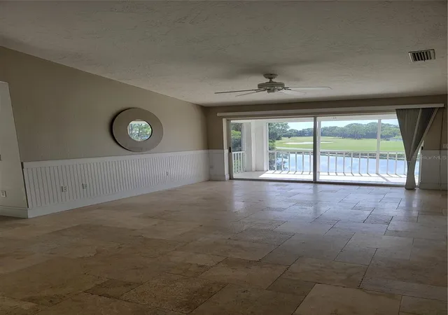 Photo 4 of Condo for sale at 5654 Sheffield Greene Cir #28, Sarasota, FL 34235 | MLS# A4710801 | Listing updated on 2026-10-28