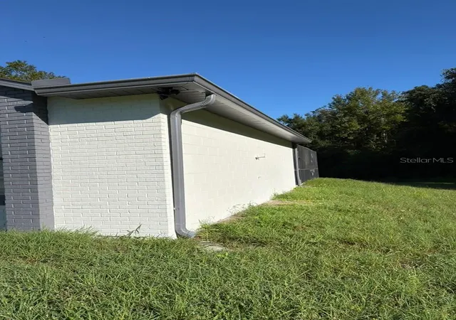 Photo 2 of Single family home for sale at 115 Cheltenham Pl, Kissimmee, FL 34758 | MLS# O6452656 | Listing updated on 2026-10-27