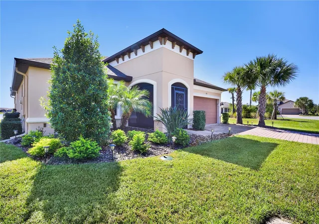 Photo 2 of Single family home for sale at 296 Bella Cortina Dr, Kissimmee, FL 34759 | MLS# S5160185 | Listing updated on 2026-10-27