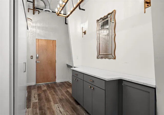 Photo 3 of Condo for sale at 175 2nd Street S #1012, Saint Petersburg, FL 33701 | MLS# TB8561395 | Listing updated on 2026-10-28