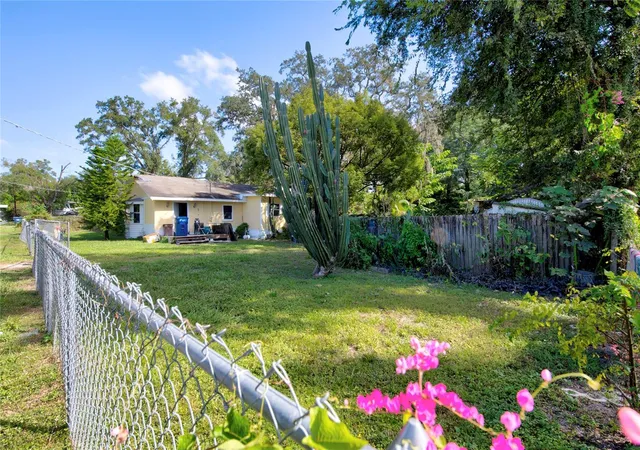 Photo 2 of Single family home for sale at 8417 N Brooks St, Tampa, FL 33604 | MLS# TB8561398 | Listing updated on 2026-10-30