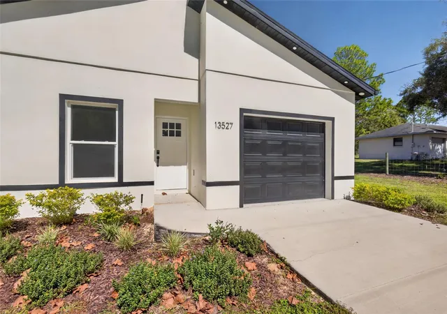 Photo 1 of Single family home for sale at 13527 SW 100th Lane, Dunnellon, FL 34432 | MLS# O6452676 | Listing updated on 2026-10-28