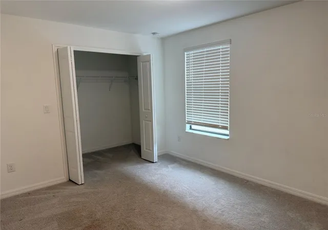 Photo 4 of Single family home for sale at 19500 Fishhawk Trl, Venice, FL 34293 | MLS# A4710807 | Listing updated on 2026-10-27