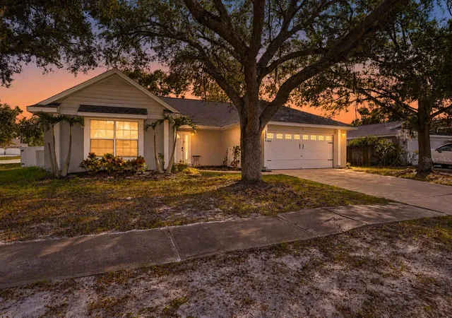 Photo 1 of Single family home for sale at 5604 Redhawk Dr, New Port Richey, FL 34655 | MLS# TB8561419 | Listing updated on 2026-10-29