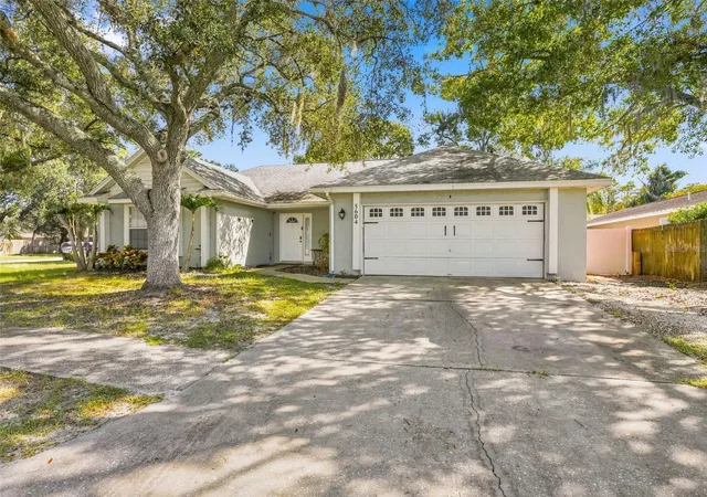 Photo 2 of Single family home for sale at 5604 Redhawk Dr, New Port Richey, FL 34655 | MLS# TB8561419 | Listing updated on 2026-10-29