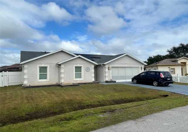 Single family home for sale at 242 Abbotsbury Dr, KISSIMMEE, FL 34758 | MLS# S5160187