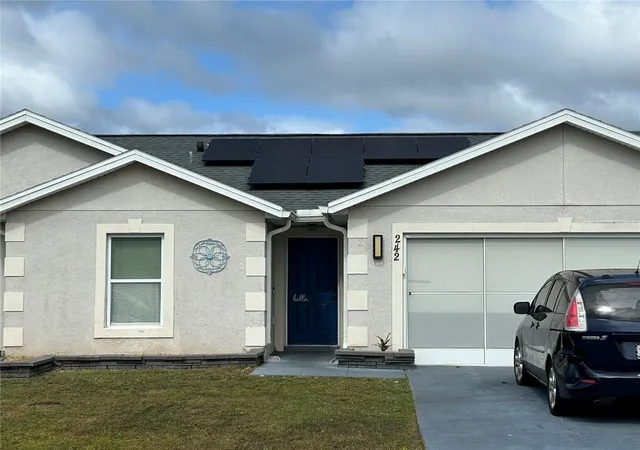 Photo 4 of Single family home for sale at 242 Abbotsbury Dr, Kissimmee, FL 34758 | MLS# S5160187 | Listing updated on 2026-10-29