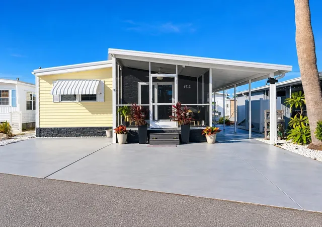Single family home for sale at 6912 Marlin Ln, BRADENTON, FL 34207 | MLS# A4710811