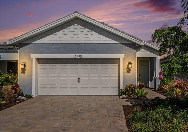 Single family home for sale at 10470 Abaco Fls Dr, ENGLEWOOD, FL 34223 | MLS# A4710817