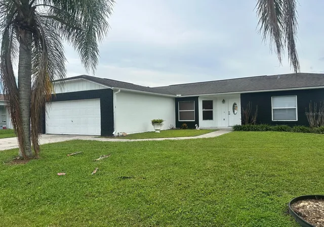 Photo 1 of Single family home for sale at 608 Yak Ct, Kissimmee, FL 34759 | MLS# TB8561433 | Listing updated on 2026-10-29