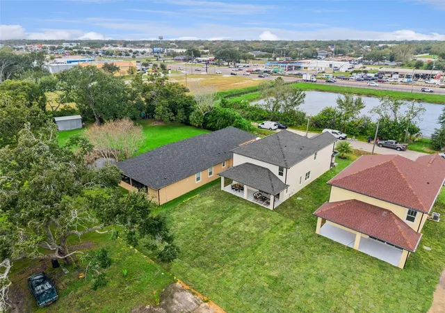 Photo 4 of Single family home for sale at 730 Magnolia St, Winter Garden, FL 34787 | MLS# O6452698 | Listing updated on 2026-10-29