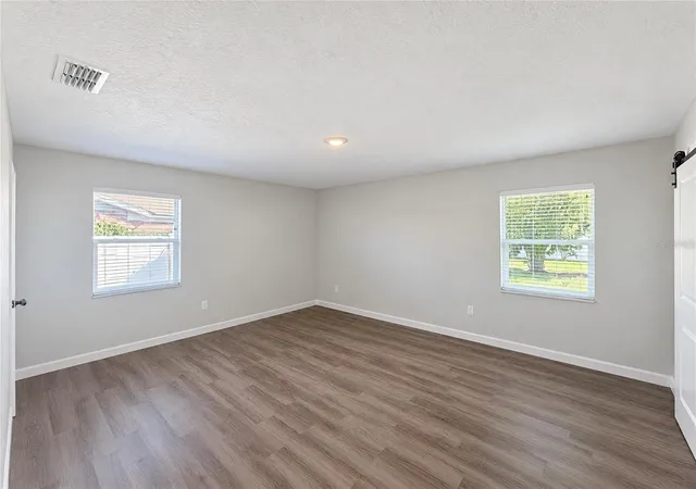 Photo 3 of Single family home for sale at 2160 De Las Flores Ave, Bartow, FL 33830 | MLS# O6452702 | Listing updated on 2026-10-28