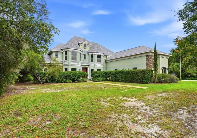 Photo 4 of Single family home for sale at 2018 Doyle Rd, Deltona, FL 32738 | MLS# O6452711 | Listing updated on 2026-10-30