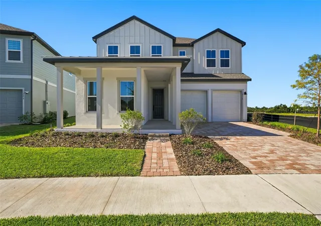 Photo 2 of Single family home for sale at 5638 Nectarine Dr, Windermere, FL 34786 | MLS# O6452714 | Listing updated on 2026-10-29