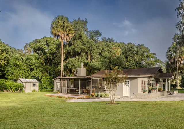 Photo 1 of Single family home for sale at 35935 Nolen Ln, Eustis, FL 32736 | MLS# G5119478 | Listing updated on 2026-10-31