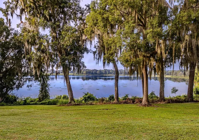 Photo 4 of Single family home for sale at 35935 Nolen Ln, Eustis, FL 32736 | MLS# G5119478 | Listing updated on 2026-10-31