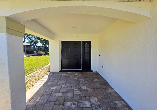 Photo 1 of Single family home for sale at 1650 Dunes Ct, Haines City, FL 33844 | MLS# S5160189 | Listing updated on 2026-10-29