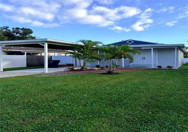 Single family home for sale at 4050 53rd Avenue N, Saint Petersburg, FL 33714 | MLS# TB8561479
