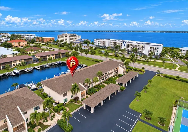 Condo for sale at 231 Coldeway Dr #B3, PUNTA GORDA, FL 33950 | MLS# C7532489