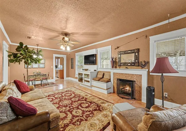 Photo 2 of Single family home for sale at 4304 N Marguerite St, Tampa, FL 33603 | MLS# TB8561485 | Listing updated on 2026-10-28