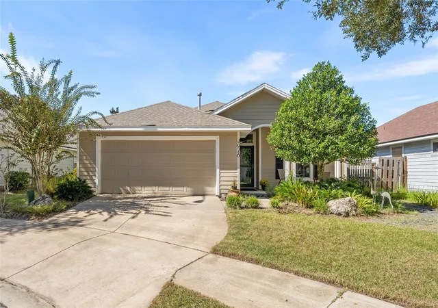 Photo 1 of Single family home for sale at 4916 Nw 20th Terrace, Gainesville, FL 32605 | MLS# GC544448 | Listing updated on 2026-10-28