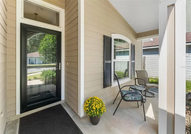 Photo 3 of Single family home for sale at 4916 Nw 20th Terrace, Gainesville, FL 32605 | MLS# GC544448 | Listing updated on 2026-10-28