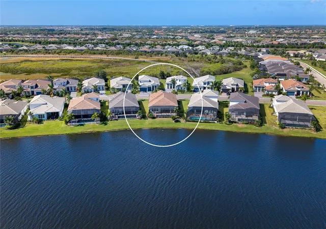 Photo 2 of Single family home for sale at 7979 Redonda Loop, Bradenton, FL 34202 | MLS# A4710836 | Listing updated on 2026-10-29