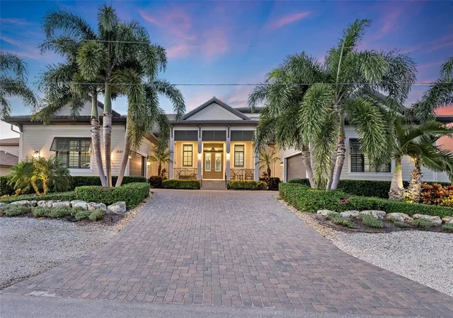 Photo 2 of Single family home for sale at 1521 Shelburne Ln, Sarasota, FL 34231 | MLS# A4710837 | Listing updated on 2026-10-30