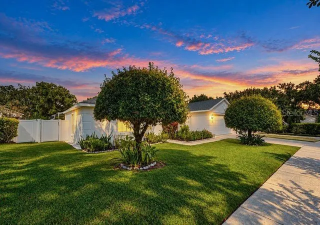 Photo 1 of Single family home for sale at 316 Crystal Goblet Ct, Valrico, FL 33594 | MLS# TB8561496 | Listing updated on 2026-10-29