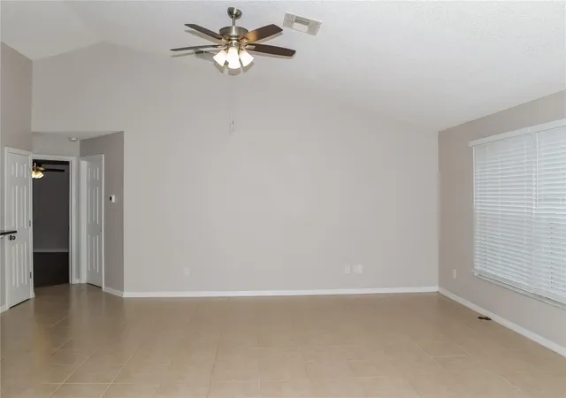 Photo 2 of Single family home for sale at 727 Del Rio Way, Kissimmee, FL 34758 | MLS# C7532498 | Listing updated on 2026-10-28