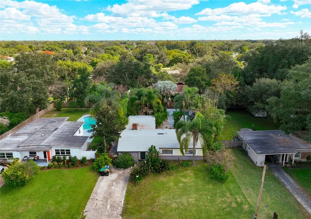 Photo 3 of Single family home for sale at 2809 Touraine Ave, Orlando, FL 32812 | MLS# TB8561508 | Listing updated on 2026-10-28