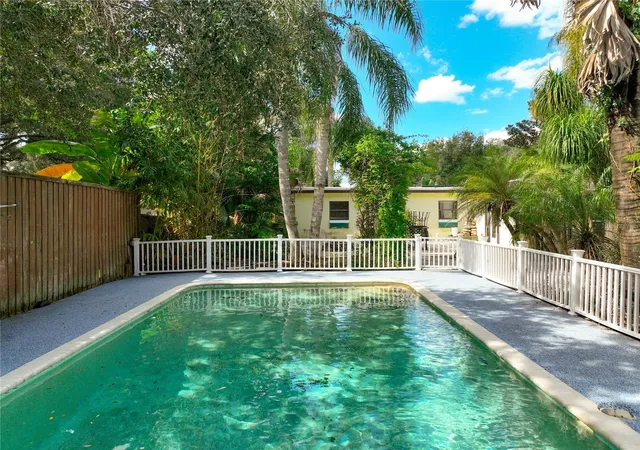 Photo 1 of Single family home for sale at 2809 Touraine Ave, Orlando, FL 32812 | MLS# TB8561508 | Listing updated on 2026-10-28