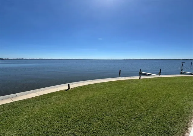 Photo 4 of Townhouse for sale at 131 Brent Cir, Oldsmar, FL 34677 | MLS# TB8561514 | Listing updated on 2026-10-28