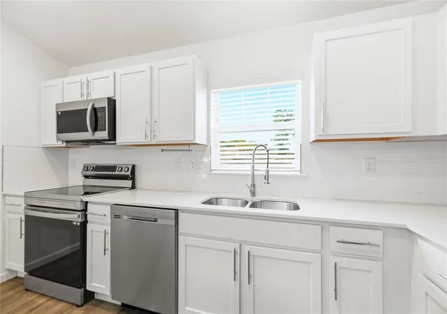 Photo 3 of Single family home for sale at 17 Zebulon Pl, Palm Coast, FL 32164 | MLS# C7532500 | Listing updated on 2026-10-28