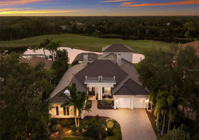 Photo 1 of Sale Pending at 7520 Greystone St, Lakewood Ranch, FL 34202 | MLS# A4710847 | Listing updated on 2026-10-28