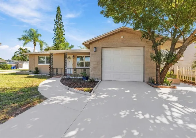 Photo 2 of Single family home for sale at 1102 Croydon Ln, Holiday, FL 34691 | MLS# TB8561521 | Listing updated on 2026-10-28