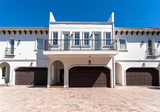 Townhouse for sale at 5601 Bayshore Blvd #E, TAMPA, FL 33611 | MLS# TB8561523