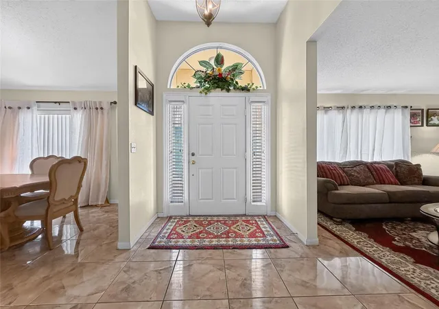 Photo 3 of Single family home for sale at 1048 Hl Mount Dr, Minneola, FL 34715 | MLS# O6452777 | Listing updated on 2026-10-28