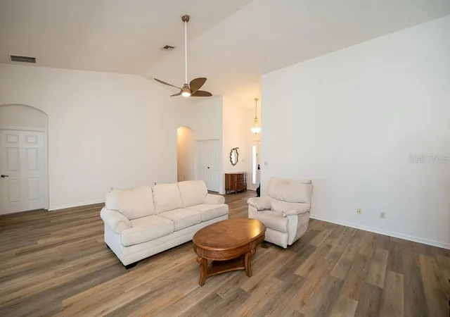 Photo 4 of Single family home for sale at 4608 Nottoway Dr, Leesburg, FL 34748 | MLS# O6452779 | Listing updated on 2026-10-29