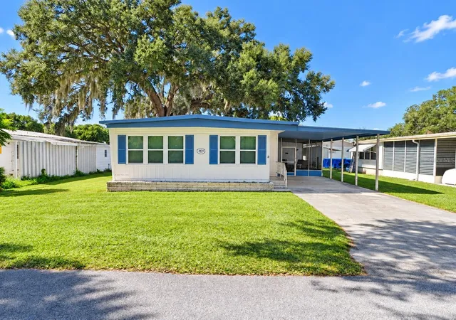 Manufactured home for sale at 4611 Olive Dr, ZEPHYRHILLS, FL 33542 | MLS# TB8561545