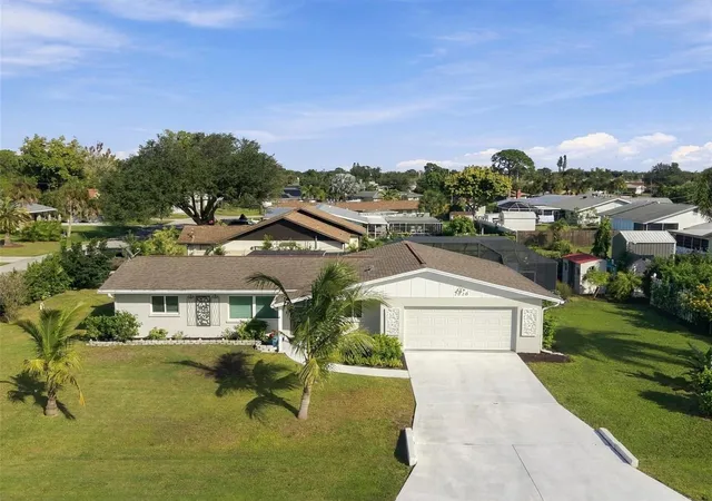 Photo 1 of Single family home for sale at 2020 Keyway Dr, Englewood, FL 34223 | MLS# D6149361 | Listing updated on 2026-10-29