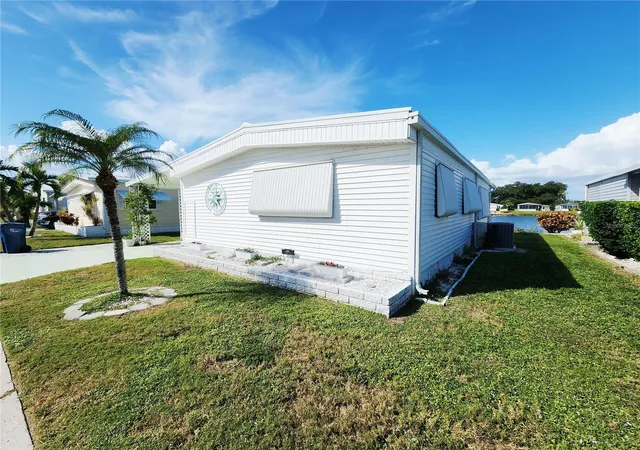 Photo 1 of Manufactured home for sale at 808 53rd Avenue E #164, Bradenton, FL 34203 | MLS# A4710852 | Listing updated on 2026-10-28