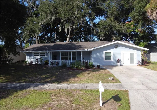 Photo 1 of Single family home for sale at 109 Wimbledon Ct, Port Orange, FL 32127 | MLS# O6452785 | Listing updated on 2026-10-29
