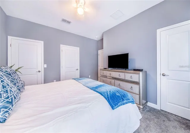 Photo 4 of Townhouse for sale at 8977 Cabot Cliffs Dr, Davenport, FL 33896 | MLS# O6452787 | Listing updated on 2026-10-29