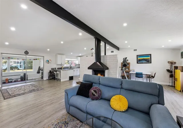 Photo 1 of Single family home for sale at 200 E Parkdale Ave, Deland, FL 32724 | MLS# O6452789 | Listing updated on 2026-10-29